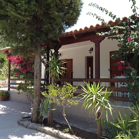 Bungalow Gialova * 吉亚洛瓦