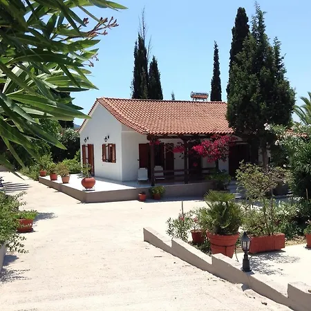 Сasa de vacaciones Bungalow Gialova *