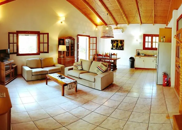 Bungalow Gialova Vakantiehuis *